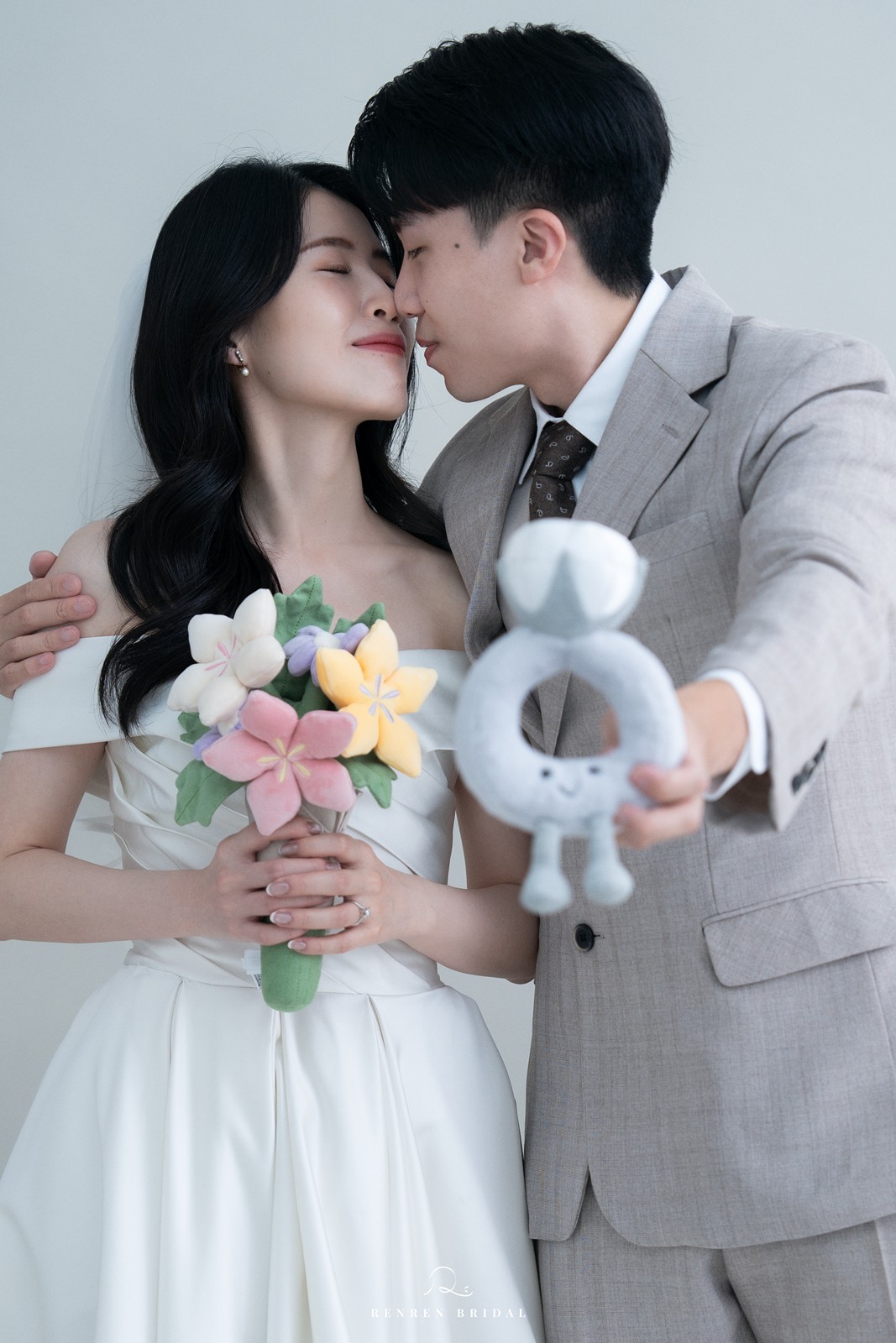 台中婚紗攝影,台中婚紗拍攝,台中婚紗,婚紗 基地,婚紗基地,台中婚紗工作室,台中婚紗推薦,台中拍婚紗,輕婚紗,海邊婚紗,仙女棒婚紗照
