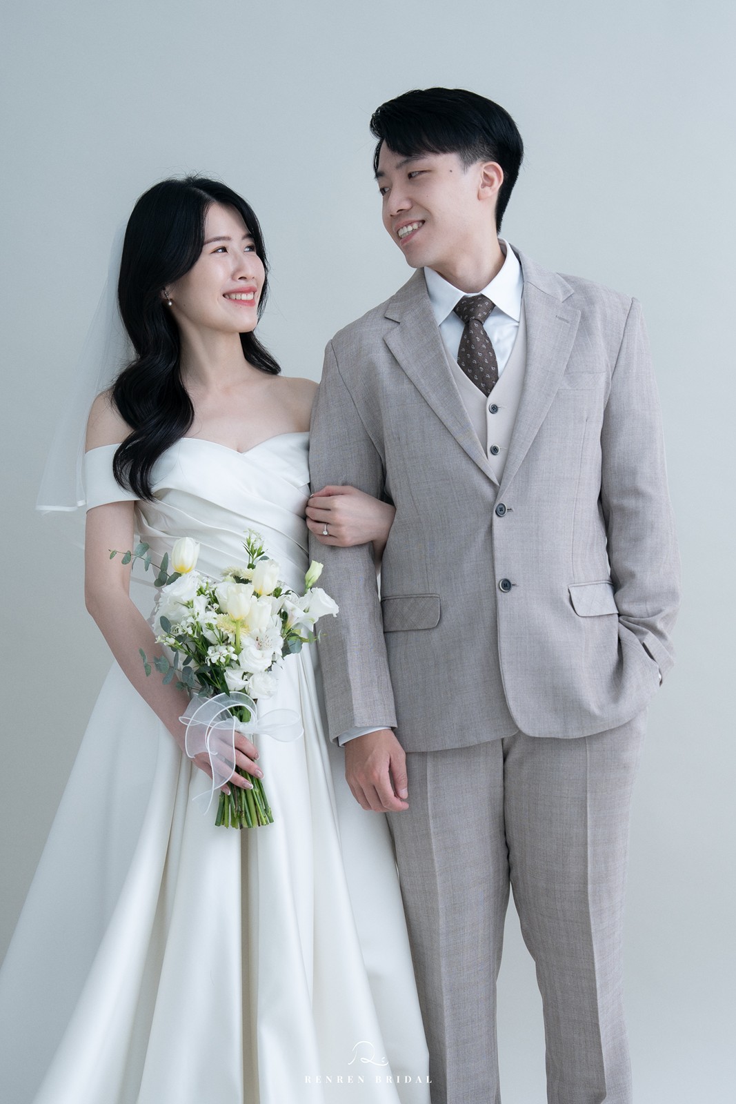 台中婚紗攝影,台中婚紗拍攝,台中婚紗,婚紗 基地,婚紗基地,台中婚紗工作室,台中婚紗推薦,台中拍婚紗,輕婚紗,海邊婚紗,仙女棒婚紗照