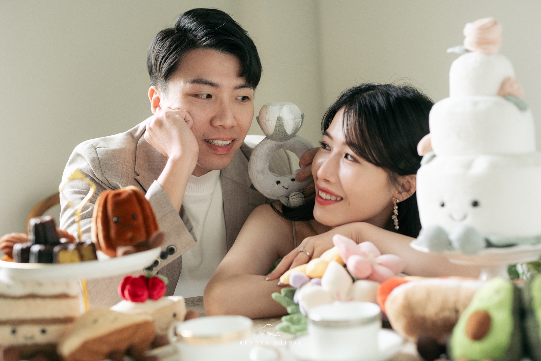 台中婚紗攝影,台中婚紗拍攝,台中婚紗,婚紗 基地,婚紗基地,台中婚紗工作室,台中婚紗推薦,台中拍婚紗,輕婚紗,海邊婚紗,仙女棒婚紗照