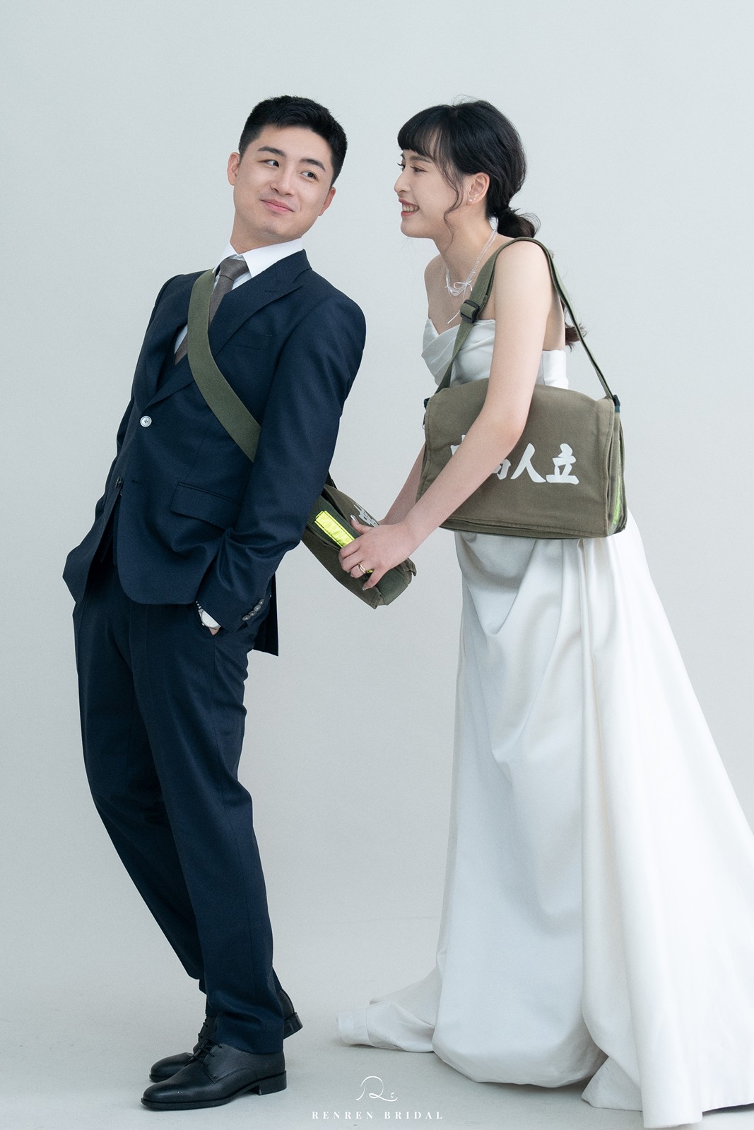 台中婚紗攝影,台中婚紗拍攝,台中婚紗,婚紗 基地,婚紗基地,台中婚紗工作室,台中婚紗推薦,台中拍婚紗,輕婚紗,棚拍婚紗