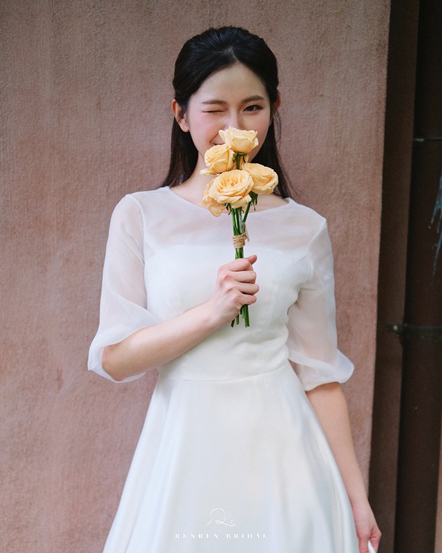 登記婚紗,登記輕紗,登記洋裝,登記輕婚紗登記禮服,登記 攝影,登記攝影,登記結婚攝影,登記結婚造型,台中 登記攝影,台中輕紗,台中輕婚紗,台中輕婚紗租借,台中婚紗,台中婚紗租借